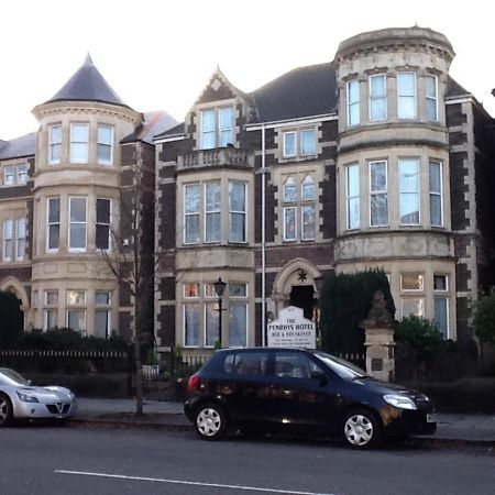 Penrhys Hotel Cardiff Kültér fotó