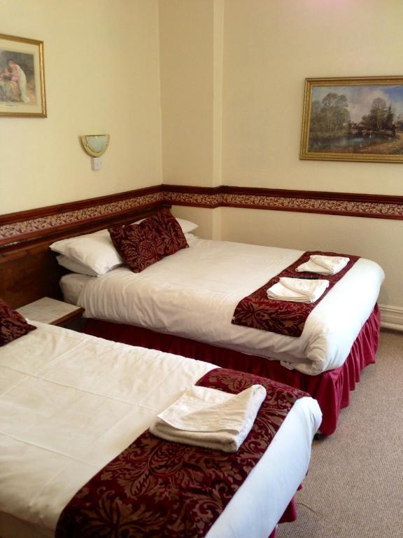 Penrhys Hotel Cardiff Kültér fotó