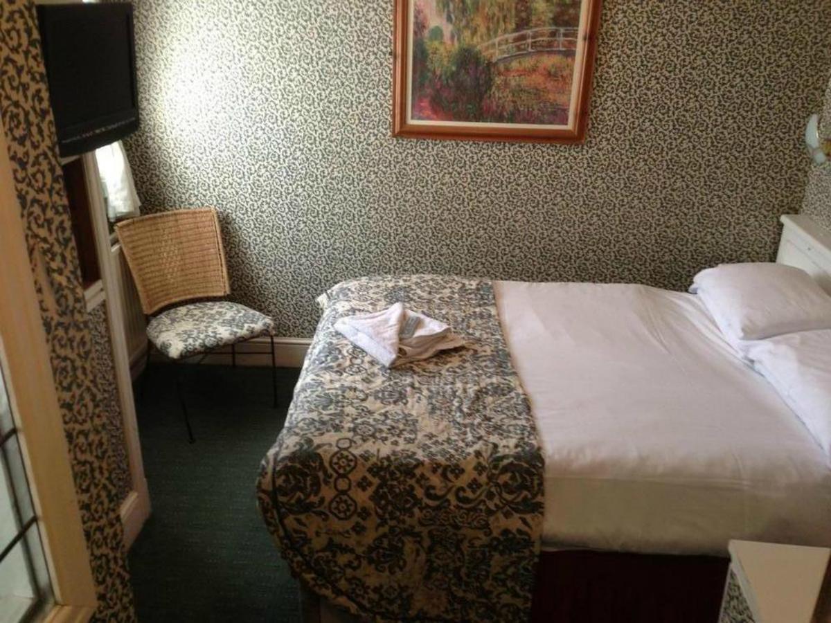 Penrhys Hotel Cardiff Kültér fotó